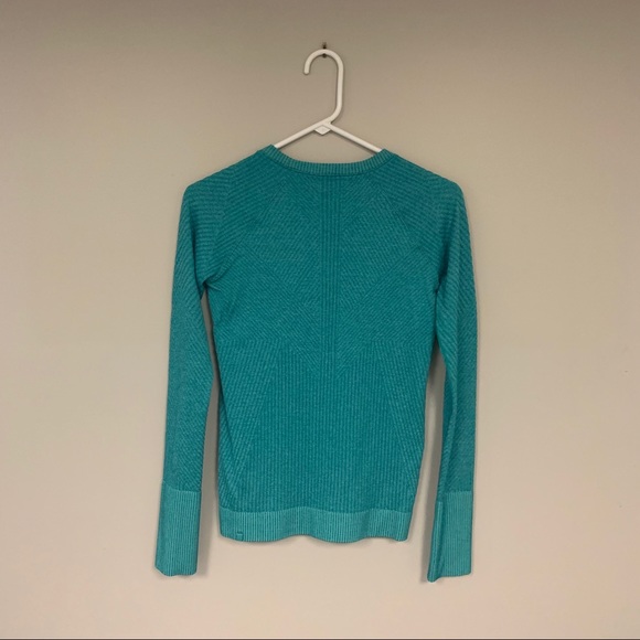 Lululemon Long Sleeve - Picture 2 of 4